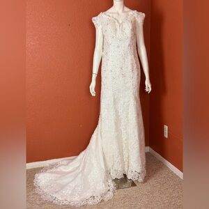LOYELOY Elegant Ivory Lace Wedding Dress